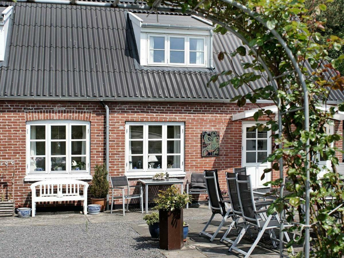 4 Person Holiday Home In Nex Langedeby Exterior foto